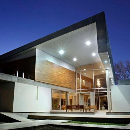 Herradura Hotel Suites Neuquén Exterior foto