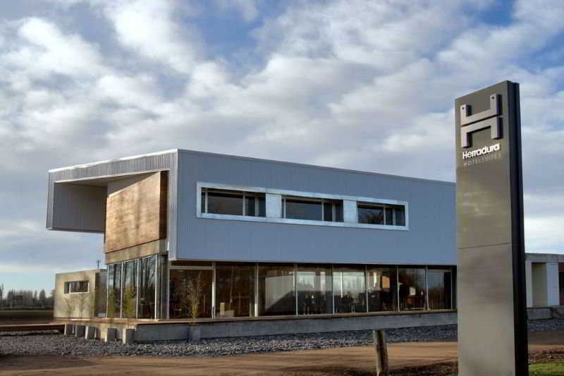 Herradura Hotel Suites Neuquén Exterior foto